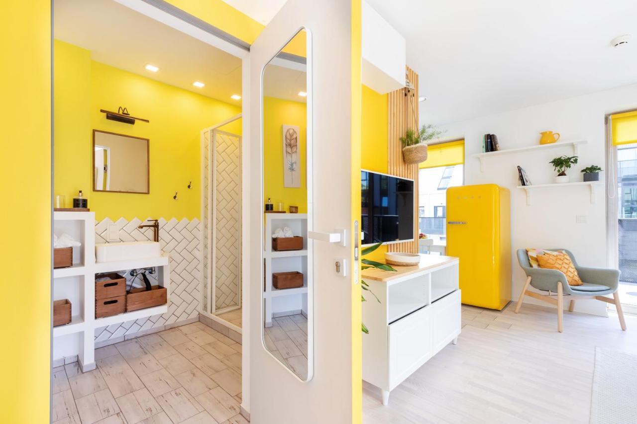 Yellow Studio Paupys Apartment Vilnius Exterior photo
